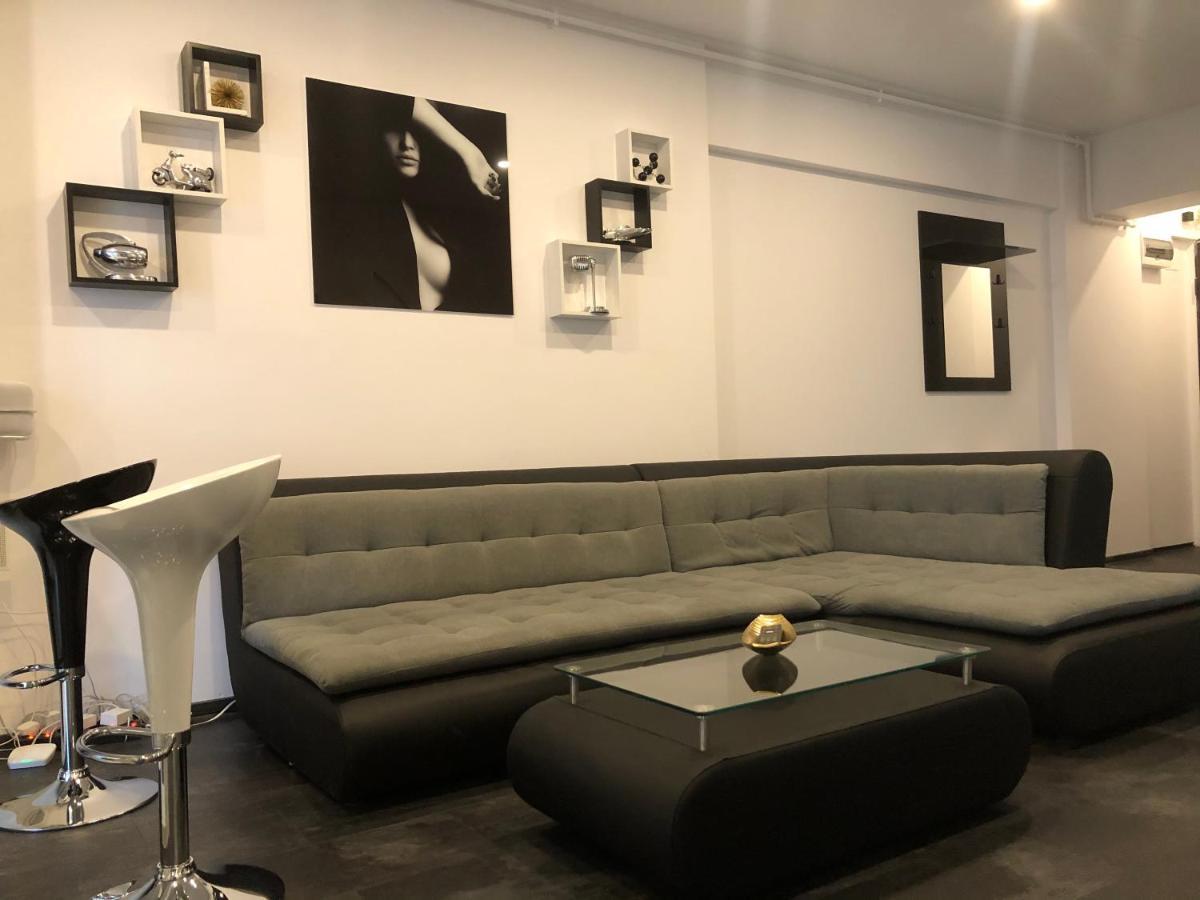 Stylish Westpark 2 Residence Lake View W8 布加勒斯特 外观 照片