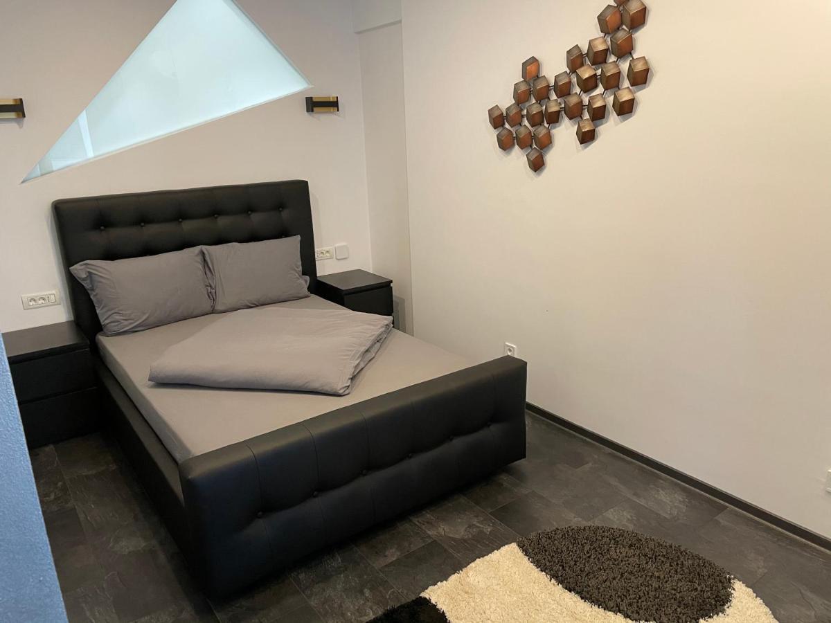 Stylish Westpark 2 Residence Lake View W8 布加勒斯特 外观 照片