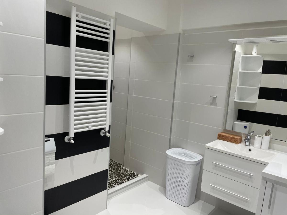 Stylish Westpark 2 Residence Lake View W8 布加勒斯特 外观 照片
